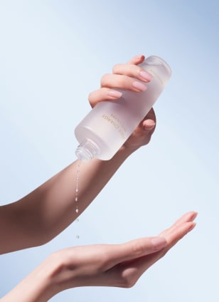 AQUA CHARGE Serum Essence